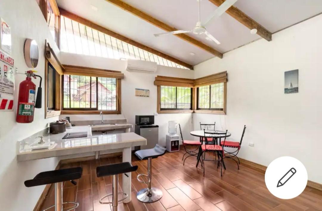 Casa Echavarria San Jose  Bilik gambar